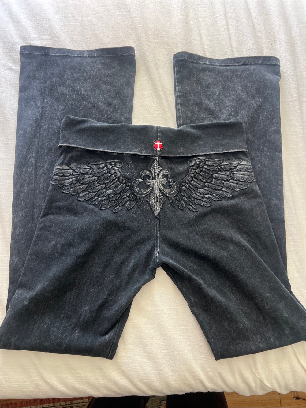 Vintage Angel wing on butt fold over full length yoga pants